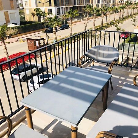 Sodic Westown Residence1-Near Elnada Hospital 'Izbat Yusif Barradah Kültér fotó