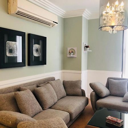 Sodic Westown Residence1-Near Elnada Hospital 'Izbat Yusif Barradah Kültér fotó