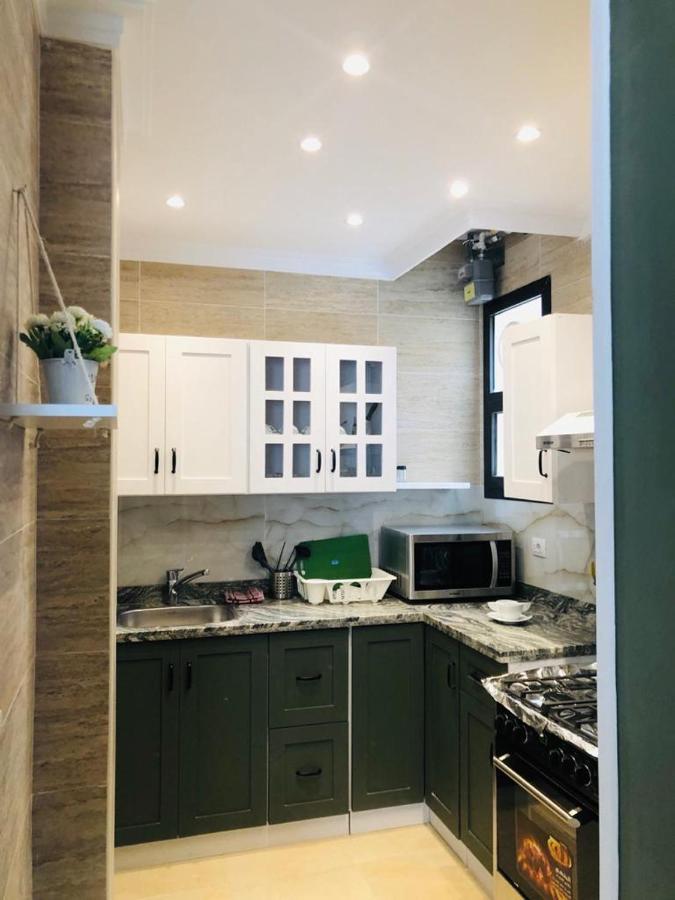 Sodic Westown Residence1-Near Elnada Hospital 'Izbat Yusif Barradah Kültér fotó