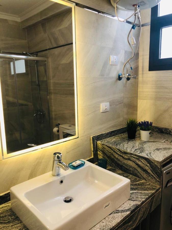 Sodic Westown Residence1-Near Elnada Hospital 'Izbat Yusif Barradah Kültér fotó